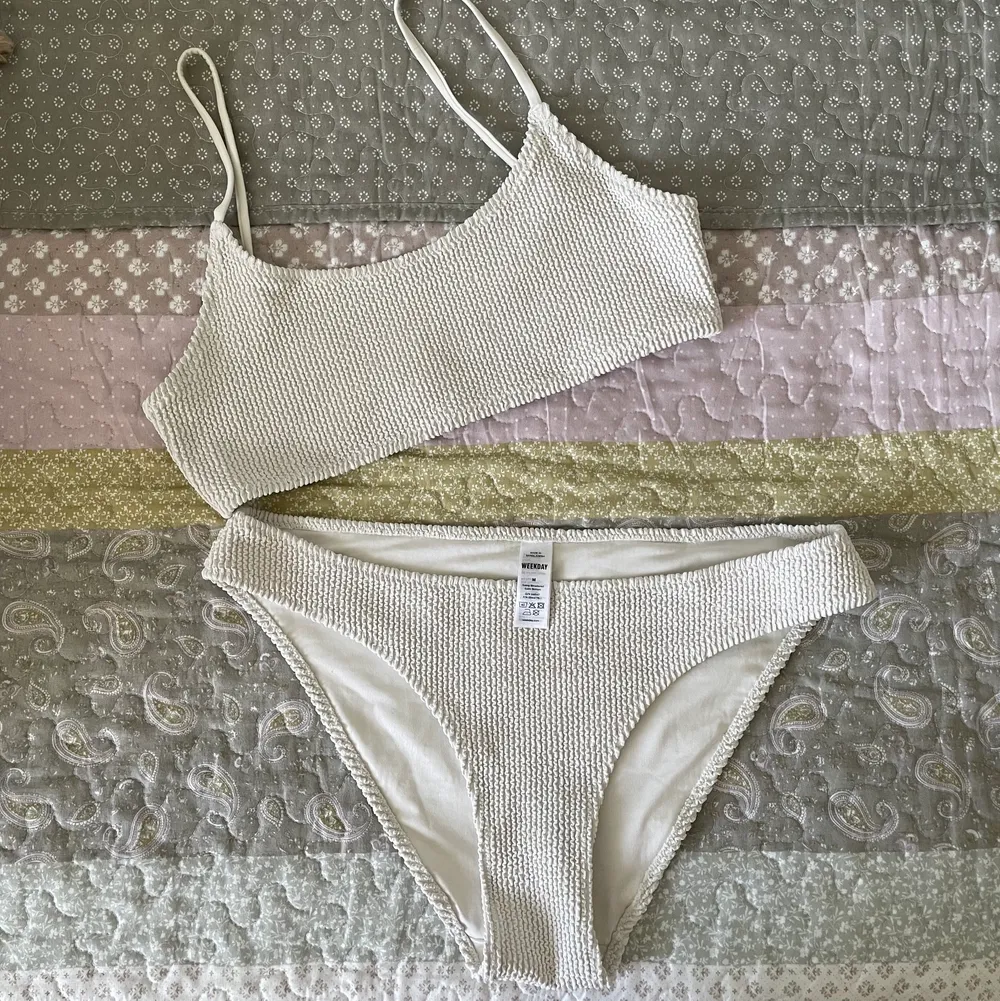 Vit Weekday Bikini övrigt