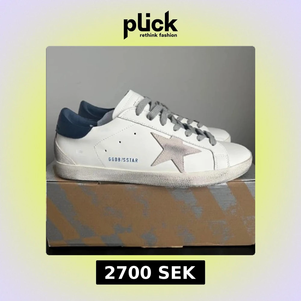 Golden Goose Vita Sneakers Med Blå Detalj