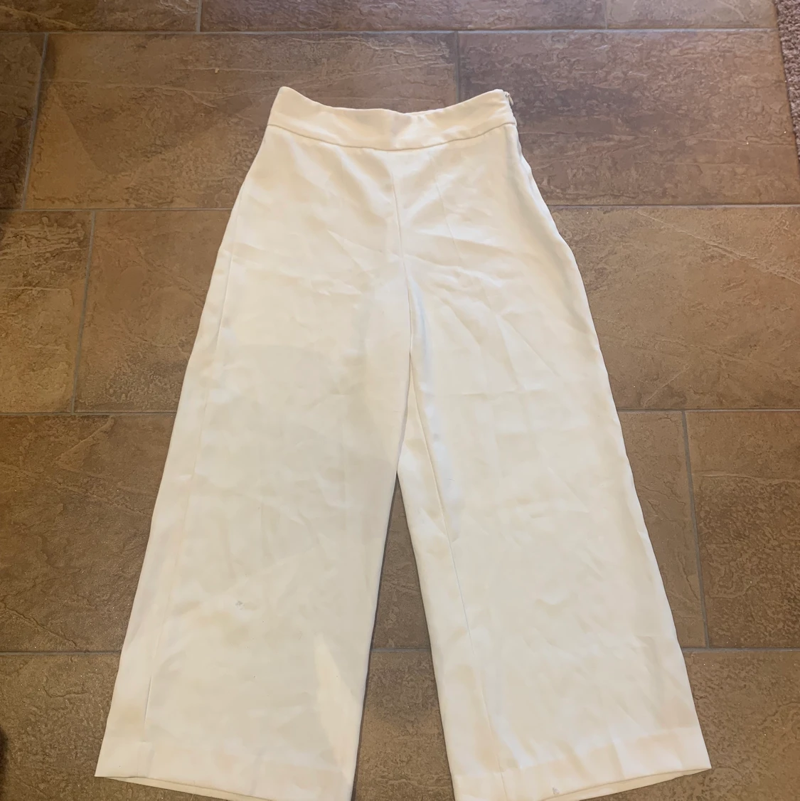 Vida kostymbyxor Zara strl s