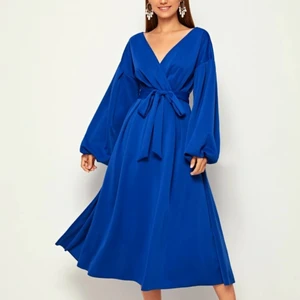 Blå elegant klänning  - Blå dragkedja slätt elegant klänning 