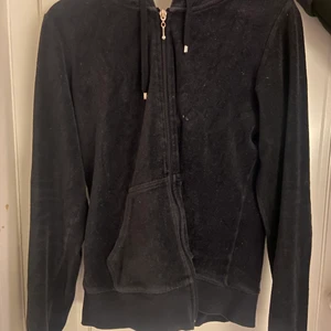 Svart cubuströja💓 - 120kr inklusive frakt💓 Svart myströja ifrån Cubus i storlek S som ej kommer till användning längre💓