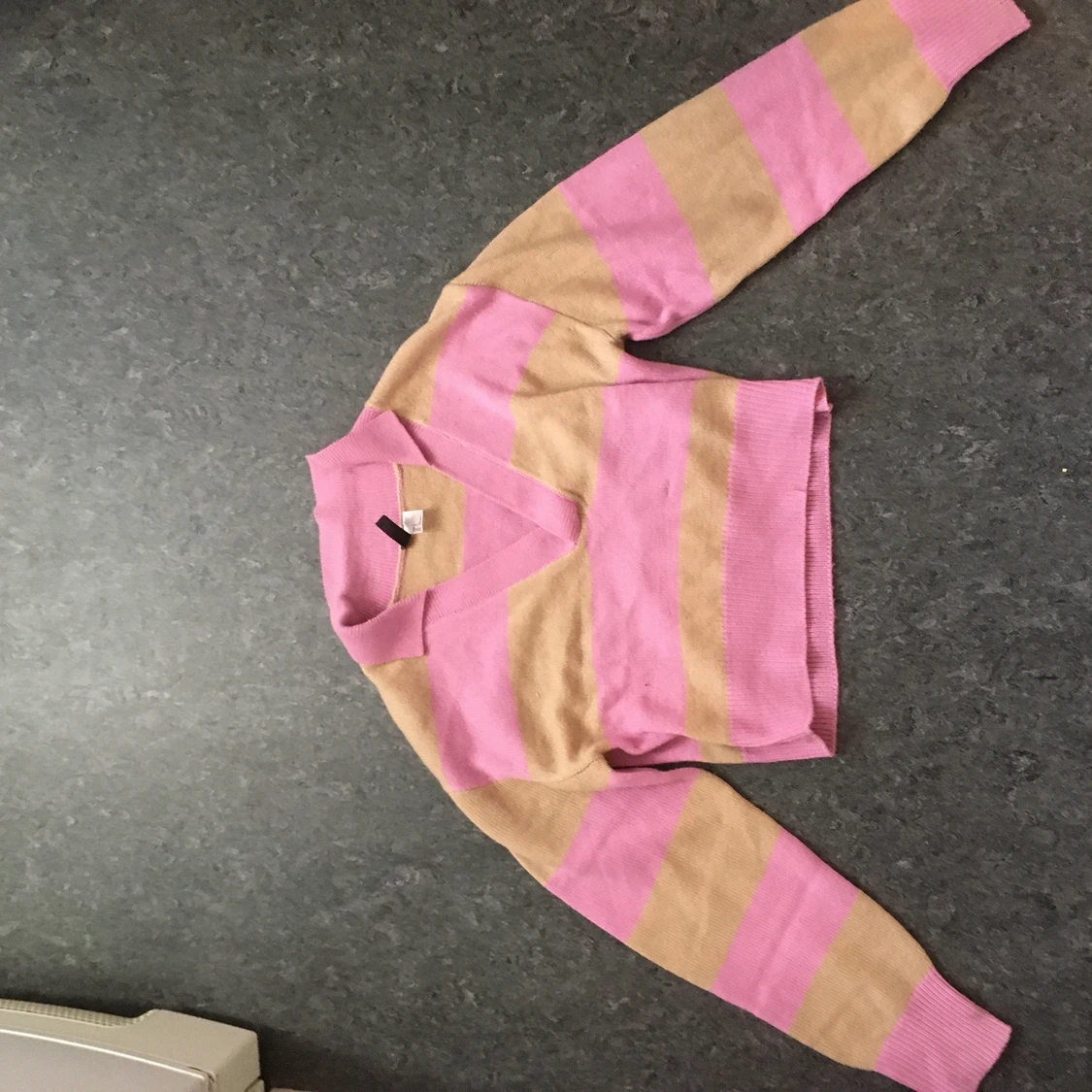 Rosa stickad tröja  - 90