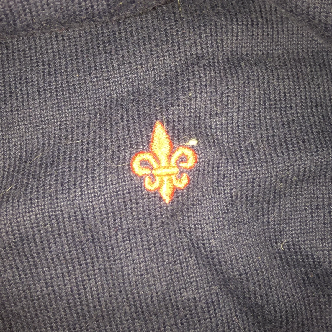 Morris V-ring stickad - 91