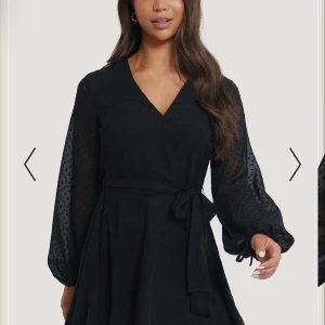 Svart klänning från NAKD - Svart klänning från NAKD. Använt 1 gång storlek S