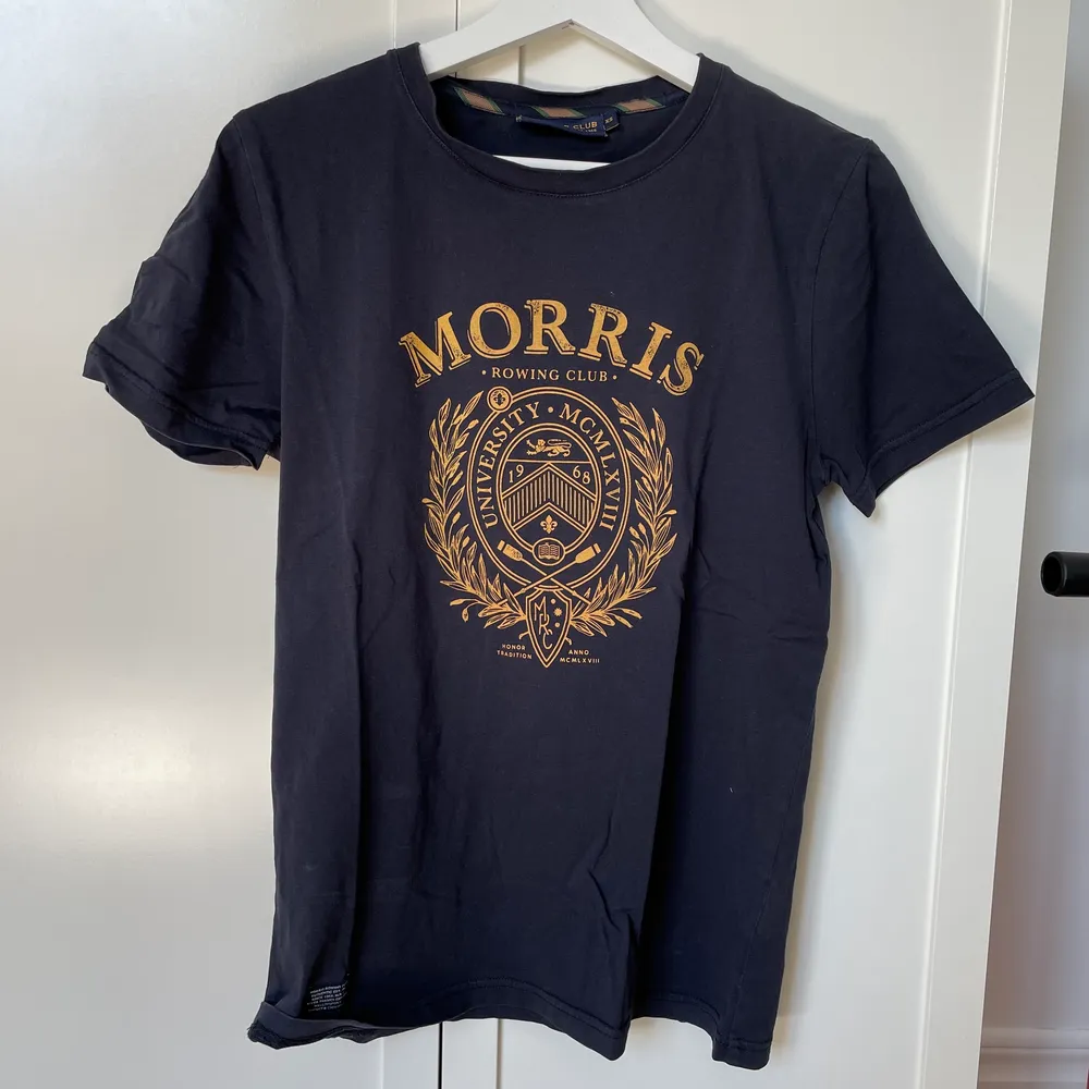 Morris t-shirt, inte använd på några år. T-shirts.