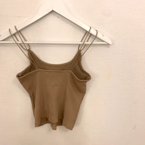 Topp  - En topp som jag köpte för bara några dagar sen 
