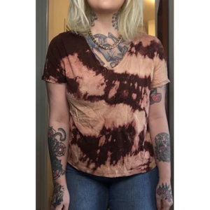 Dipdye tee - Enkel T-shirt jag blekt själv, storlek L från HM/Divided