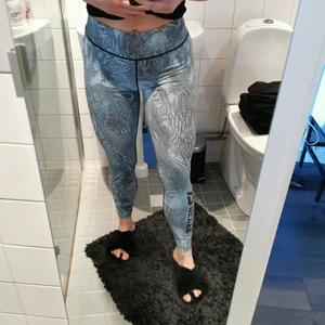 Better bodies tights. Storlek S - Favorittightsen från Better Bodies. Storlek S. Supersköna. Samfraktar gärna. Frakt 69kr. Swishbetalning