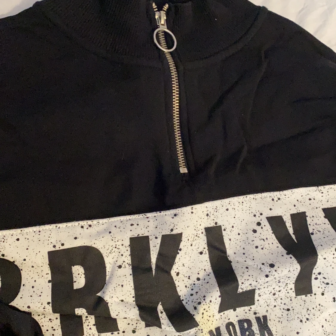 En tröja med en liten dragkedja - 91