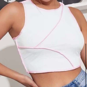 Y2k linne - Trendigt linne aldrig använd från shein i storlek s