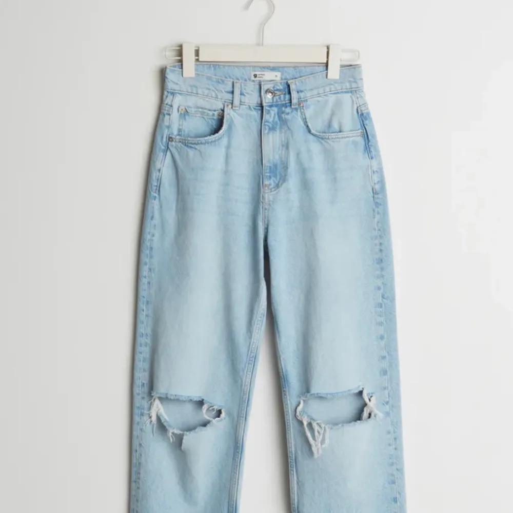 Vida jeans, str 34 och köparen står för frakten . Jeans & Byxor.