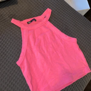 Gullig rosa topp från ZARA  - Endast provad, gulligt linne i storlek S från Zara. 