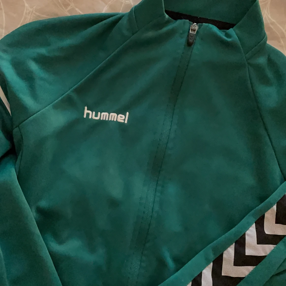Hummel  - 90