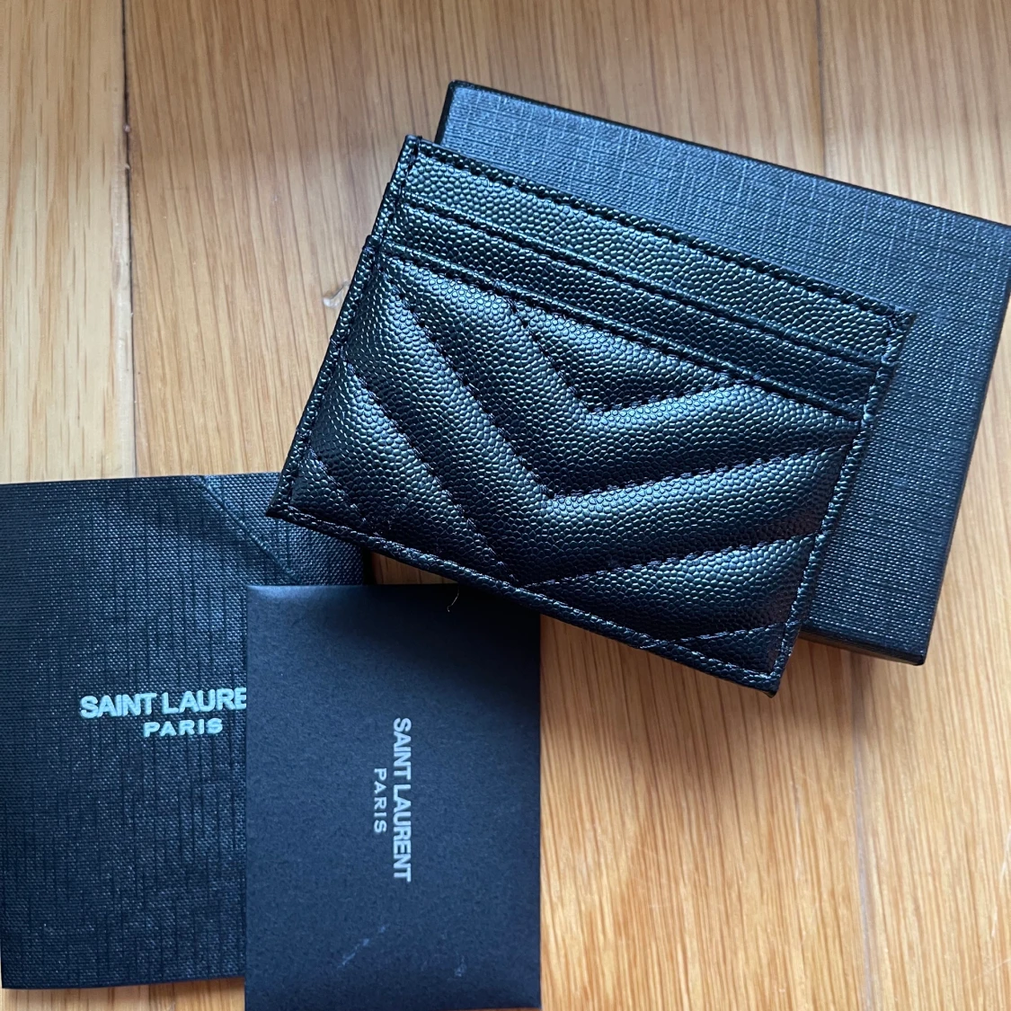Helt ny cardholder YSL . Replica  - 91