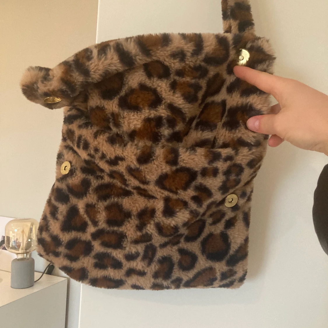 Väska i leopard - 90