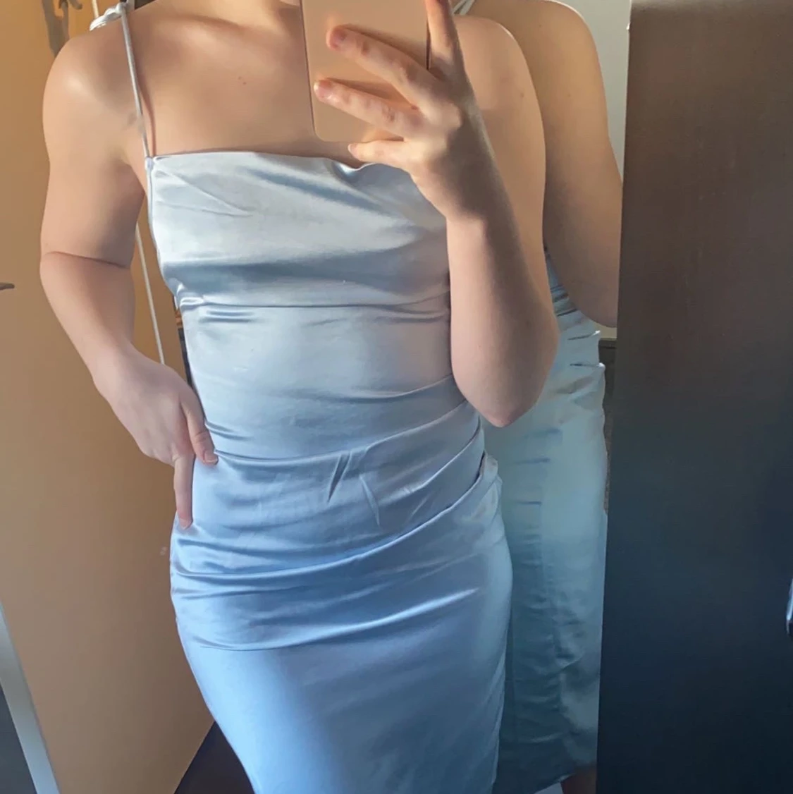 Satinklänning Hanna Schönberg - 91