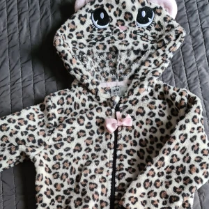 Maskeraddräkt H&M St.98/104 - Maskeraddräkt tiger med rosa detaljer