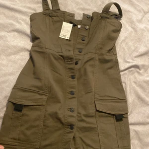 Klänning från Hm - Klänning från Hm i stolek 40 helt oanvänd 