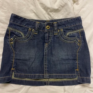 Levis jeanskjol - Kort jeanskjol från levis 