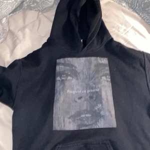 Hoddie  - Hoddie från The cool elephant