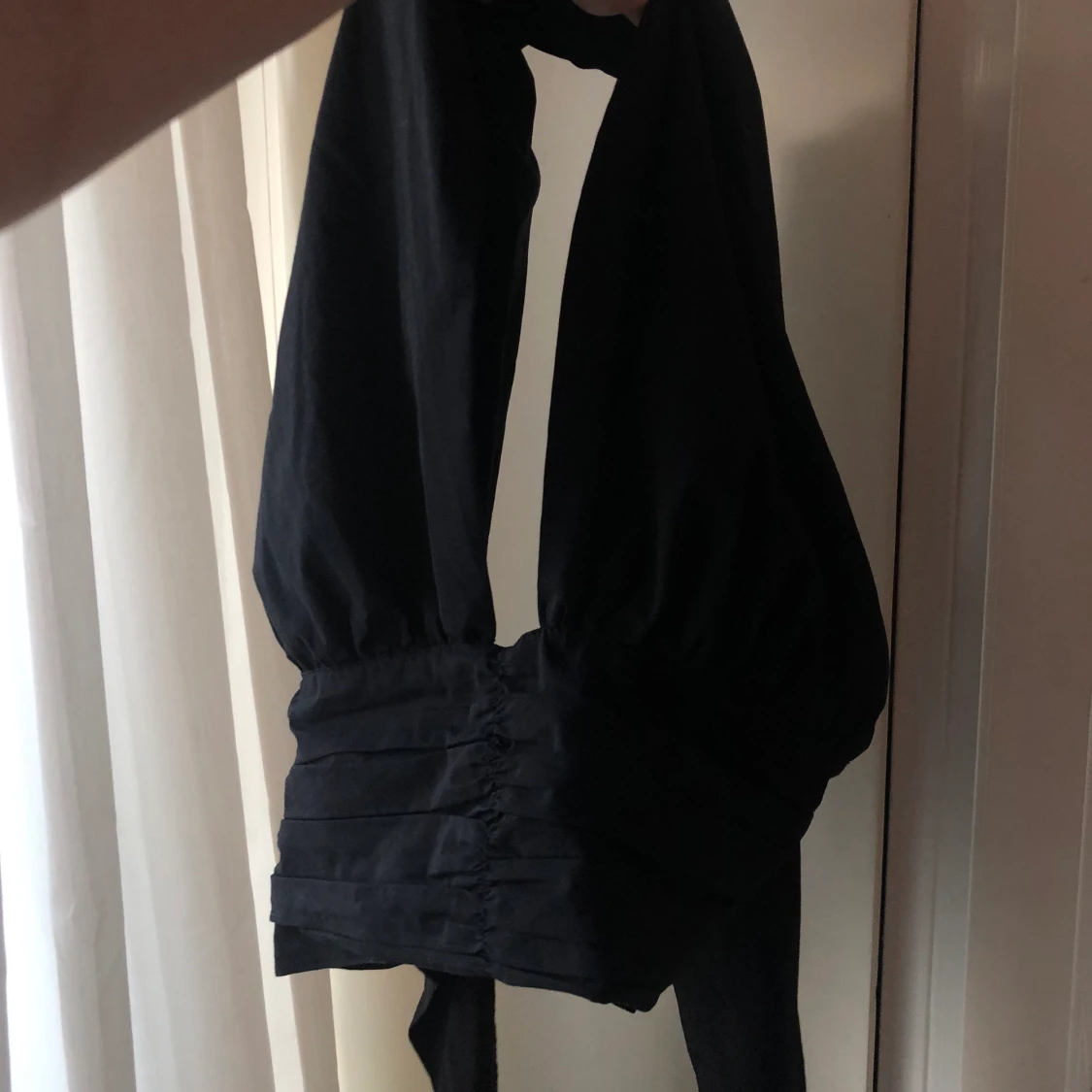 Svart Knyttopp gina tricot  - 91