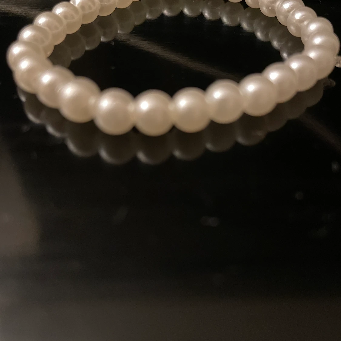 Vitt pärlarmband 🤍✨  - 90