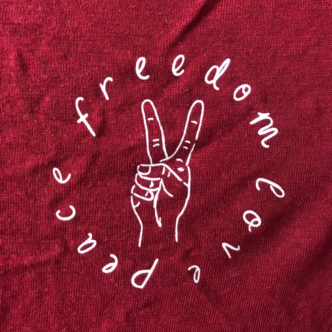 Kort vinröd t-shirt, storlek XS - 90