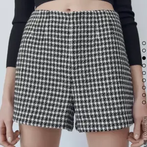 SÖKER!! Söker dessa shorts från zara eller liknande i storlek M eller L!!❤️‍🔥