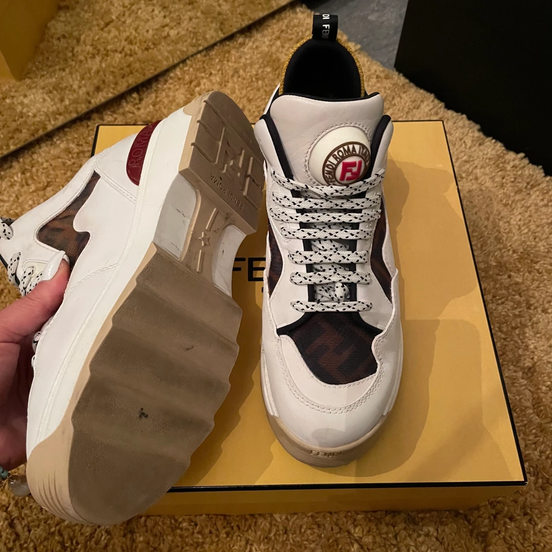 Fendi Chunky sneakers 37 - 90