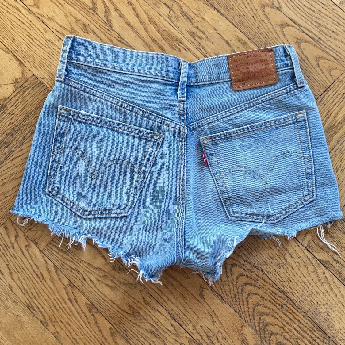 Levis shorts - 90