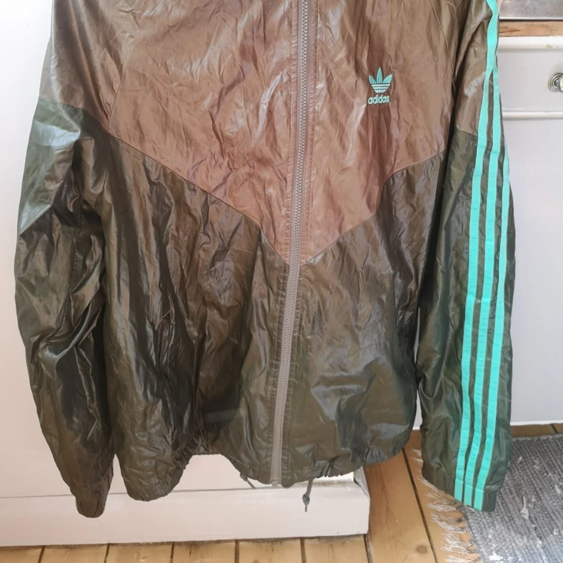 Adidas jacka  - 91