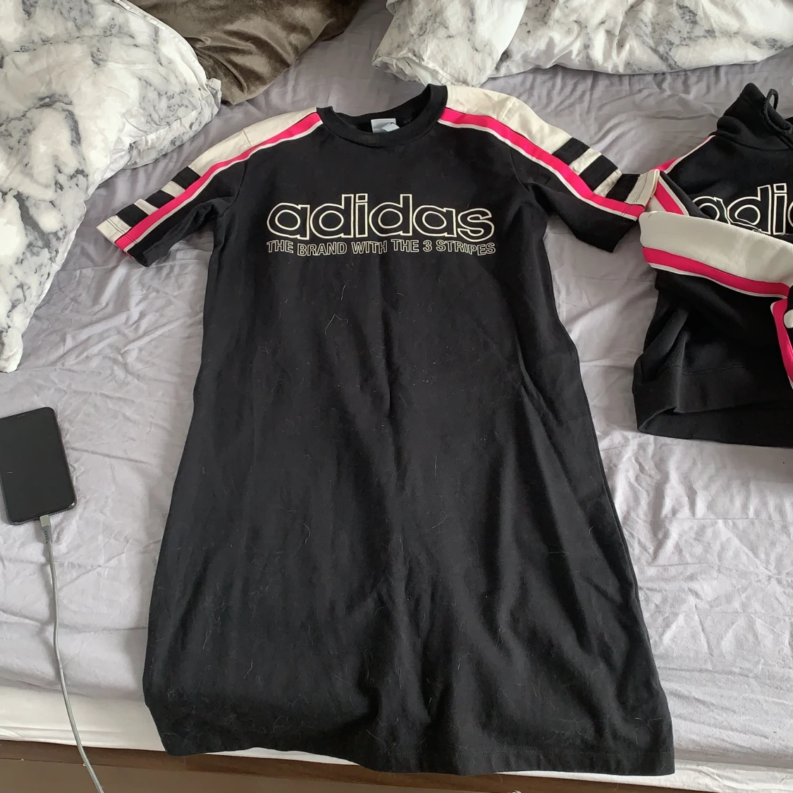 Adidas klänning  - 90