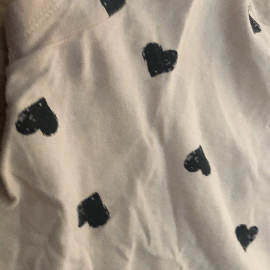 En tröja från H&M som är från 8-10 år (134-140)  - 91