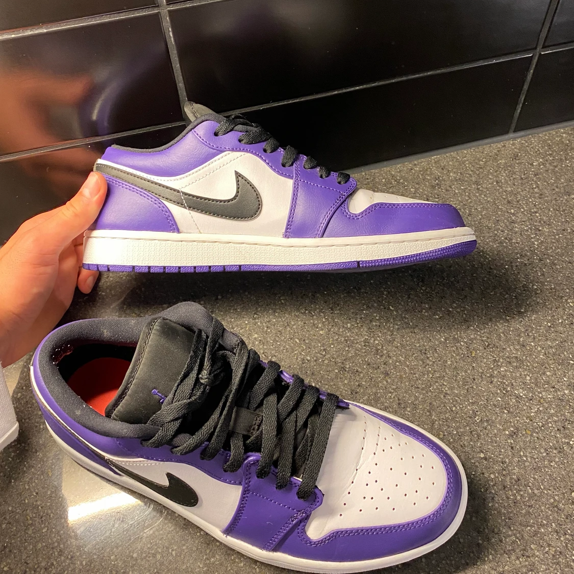 Jordan 1 low purple court  - 90