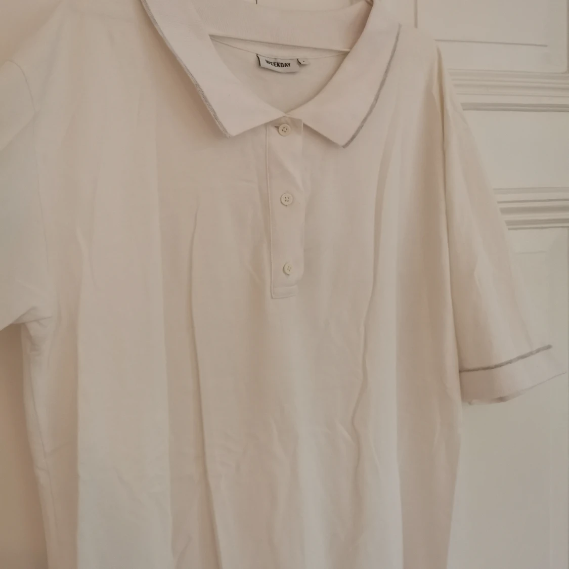 Oversized vit klänning Weekday - 90