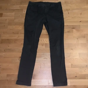 Mason’s chinos - Masons chinos, storleken står ej men jag är 193cm se bild 2 för bild på med med de.  Pm för bild eller pris