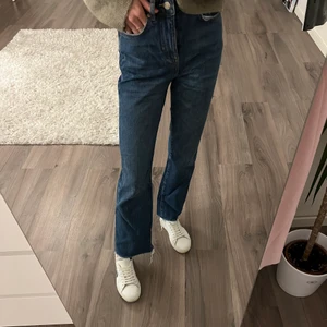 Jeans ginatricot - Jeans från ginatricot, aldrig använda. Storlek 34. Nypris 499, mitt pris 80kr+frakt