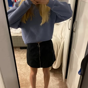 Kjol svart - Svart kjol från h&m stl XS. 95kr+frakt, skriv om ni är intresserade🤍