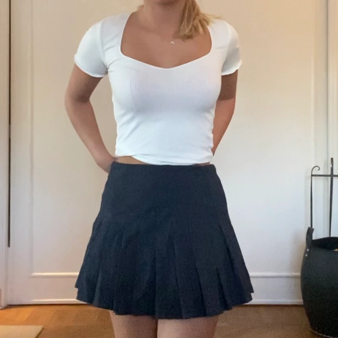 Brandy Melville Kjol veckad - 91