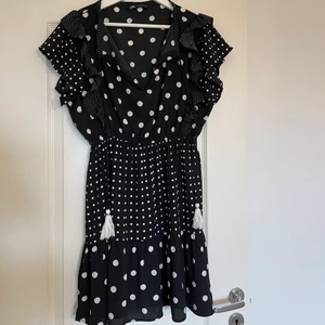 Klänning - Superfin klänning från Zara