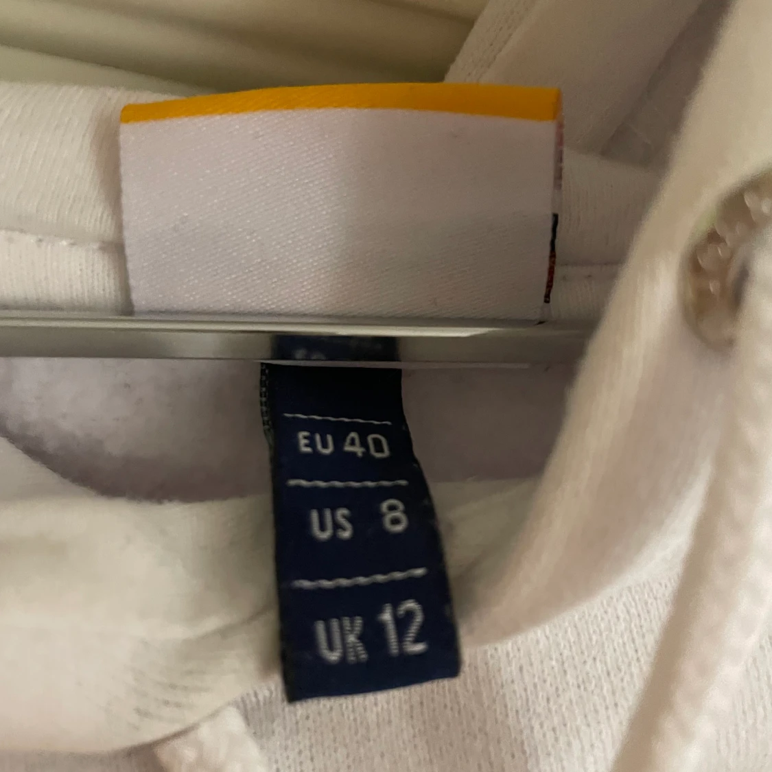 Vit Elesse Hoodie - 91