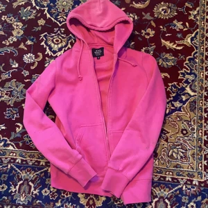 Rosa hoodie - Rosa hoodie i nyskick!💖💓