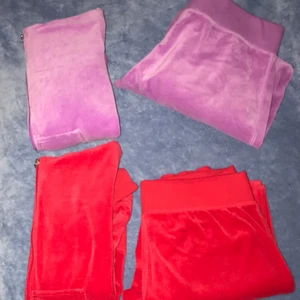 Mjukisset  - Från Cubus i storlek L på båda delarna (röd) och storlek L på byxorna och storlek M i koftan (lila) .  Använt i gott skick.  120 kronor för båda inklusive frakt! 