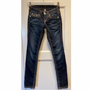 True Religion jeans - Säljer mina absoluta favoriter då de tyvärr blivit för små. Älskar som sagt dessa och storleken är W23. Nypris ca. 1200kr. 