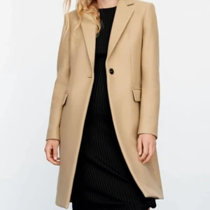 Ny Zara kappa - En helt ny kappa från zara, kan sänka pris vid snabb affär