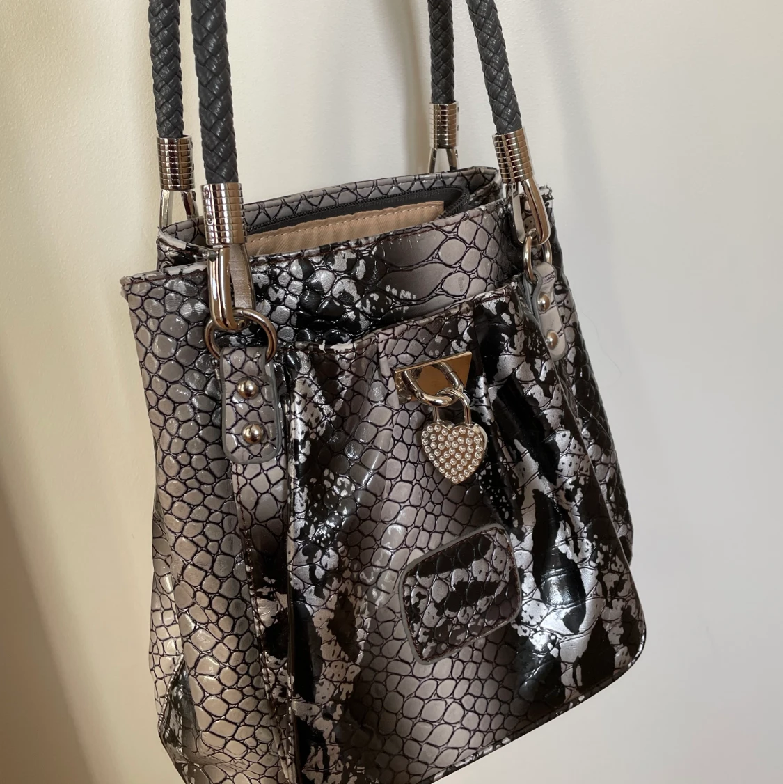 Väska från humana - 90