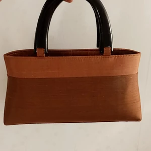 90s väska  - Till er som gillar liten 90s vibes den här passar er 