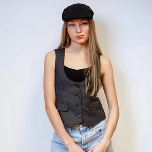 Väst - Stilren grå väst i storlek S/XS