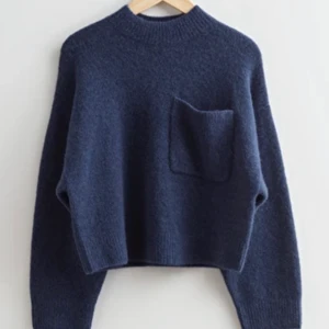 & other stories  - Hej är någon intresserad av att byta denna i storlek S jag söker i i storlek M eller L❤️lappen kvar( kolla min andra annons där säljer jag den )