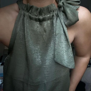 Grön topp - Grön topp storlek M